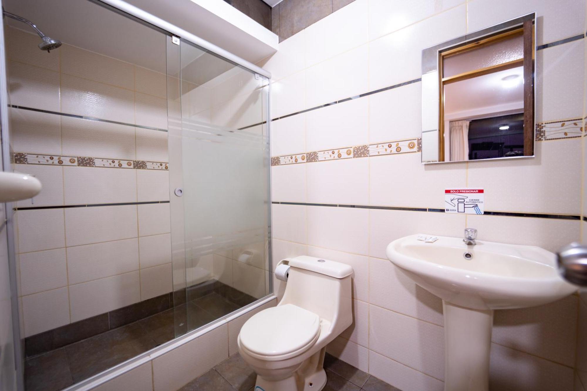 Hostal Los Balcones Νάζκα Εξωτερικό φωτογραφία