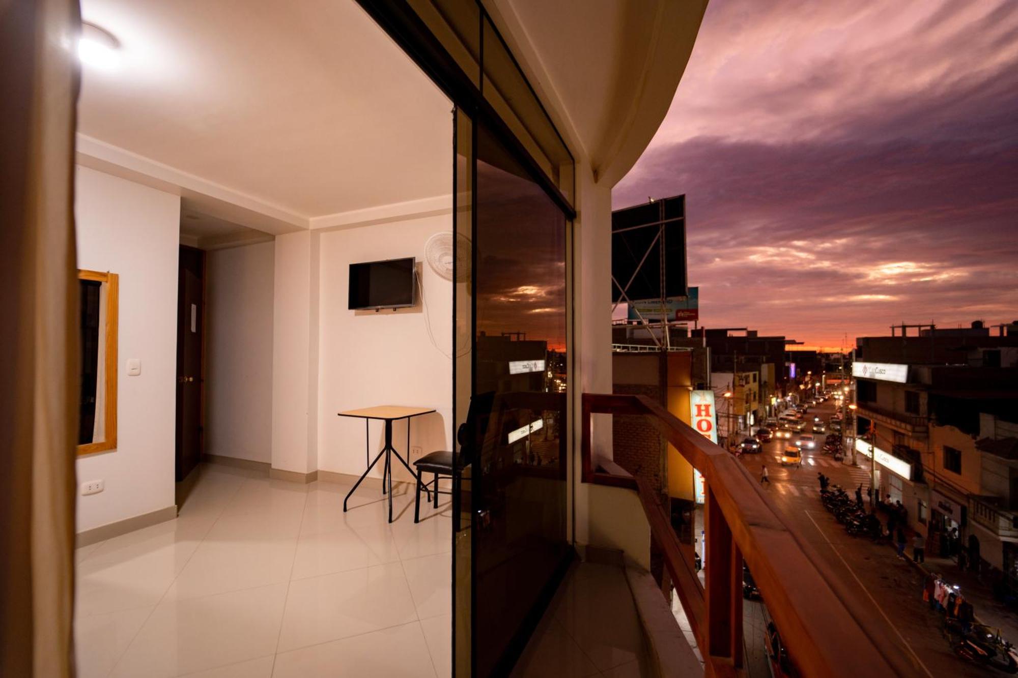 Hostal Los Balcones Νάζκα Εξωτερικό φωτογραφία