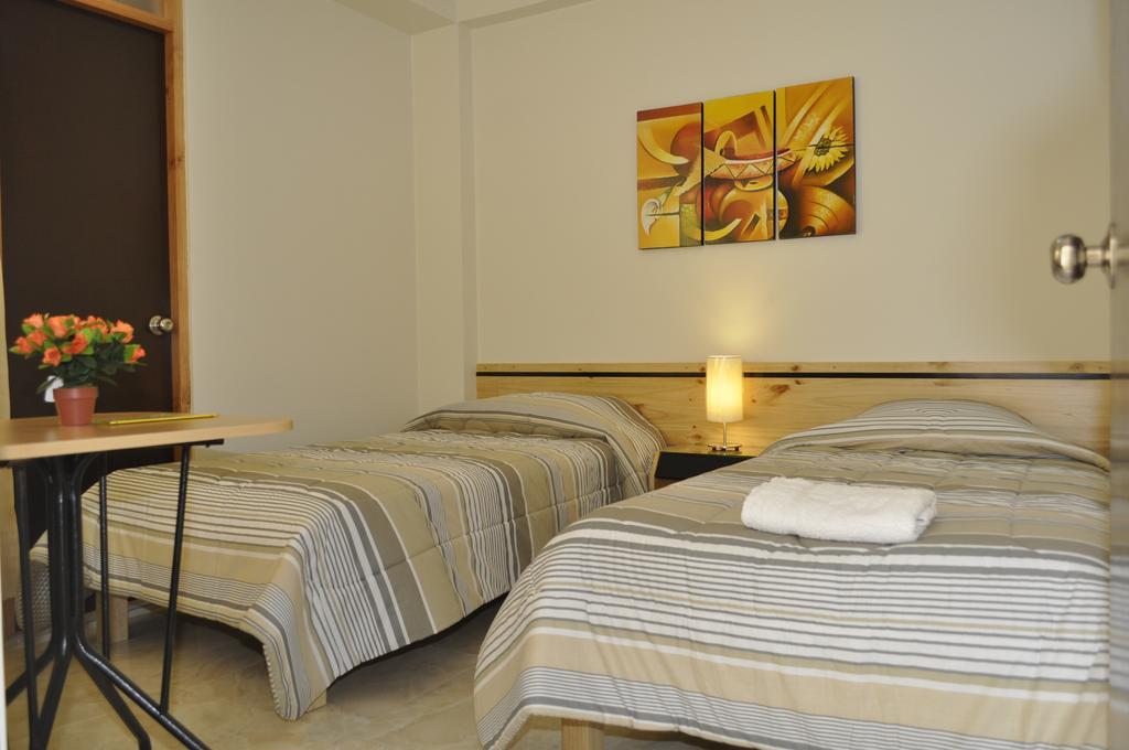 Hostal Los Balcones Νάζκα Δωμάτιο φωτογραφία