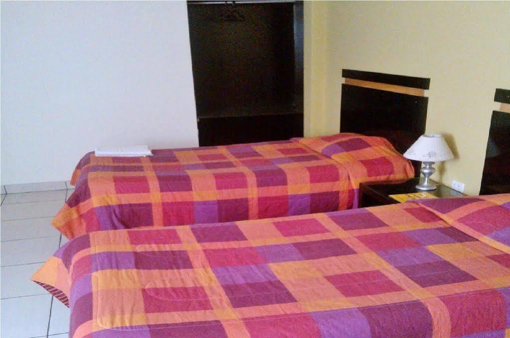 Hostal Los Balcones Νάζκα Εξωτερικό φωτογραφία
