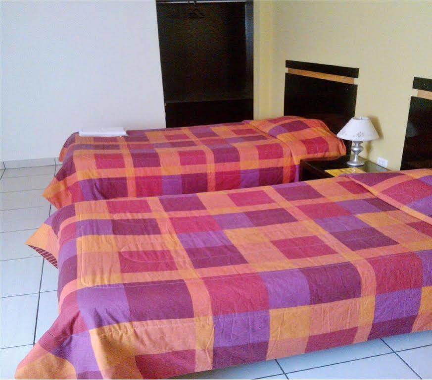 Hostal Los Balcones Νάζκα Εξωτερικό φωτογραφία